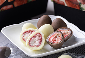 まるごと苺チョコレート